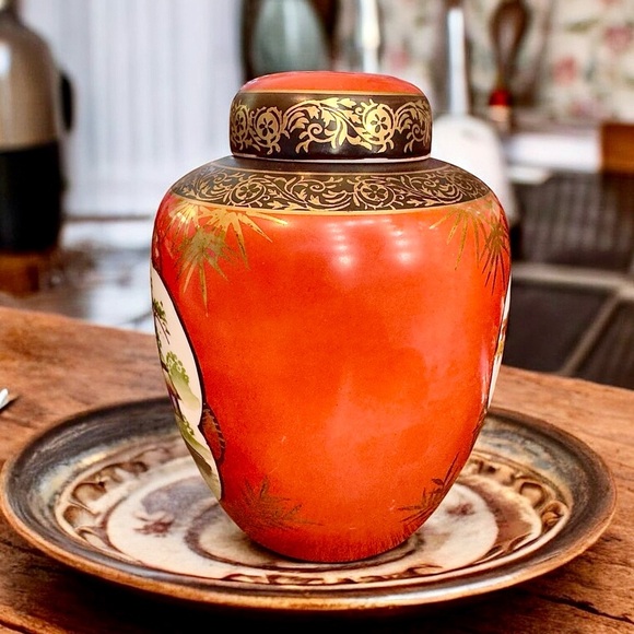 Vintage Japanese Kutani Porcelain Lidded Ginger Jar Tea Caddy - Picture 8 of 10